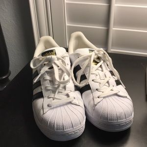 Adidas superstar size 7